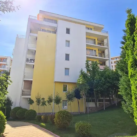 Lavender Crown Club Apartment